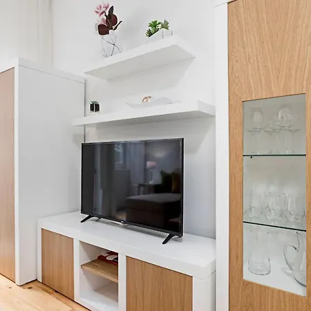 Loios 1br Flat Downtown By Lovelystay Apartman Porto