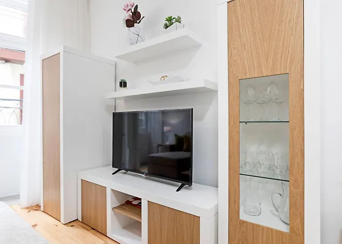 Loios 1br Flat Downtown By Lovelystay Διαμέρισμα Πόρτο